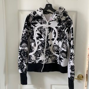 Lululemon Scuba Sweatshirt